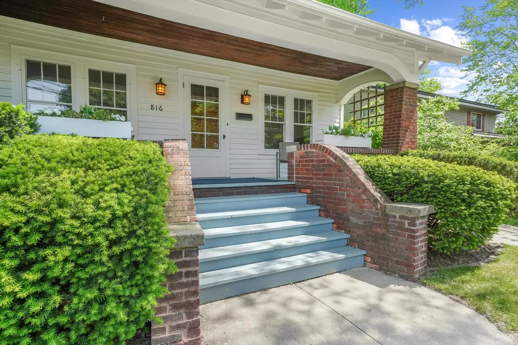 816 Miller Avenue Ann Arbor City MI 48103