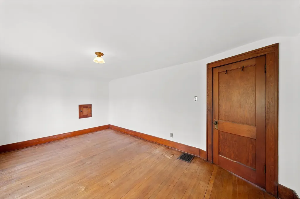 816 Miller Avenue Ann Arbor City MI 48103