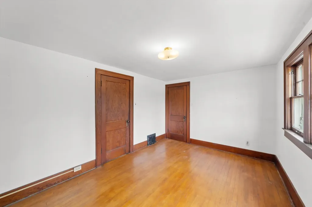 816 Miller Avenue Ann Arbor City MI 48103