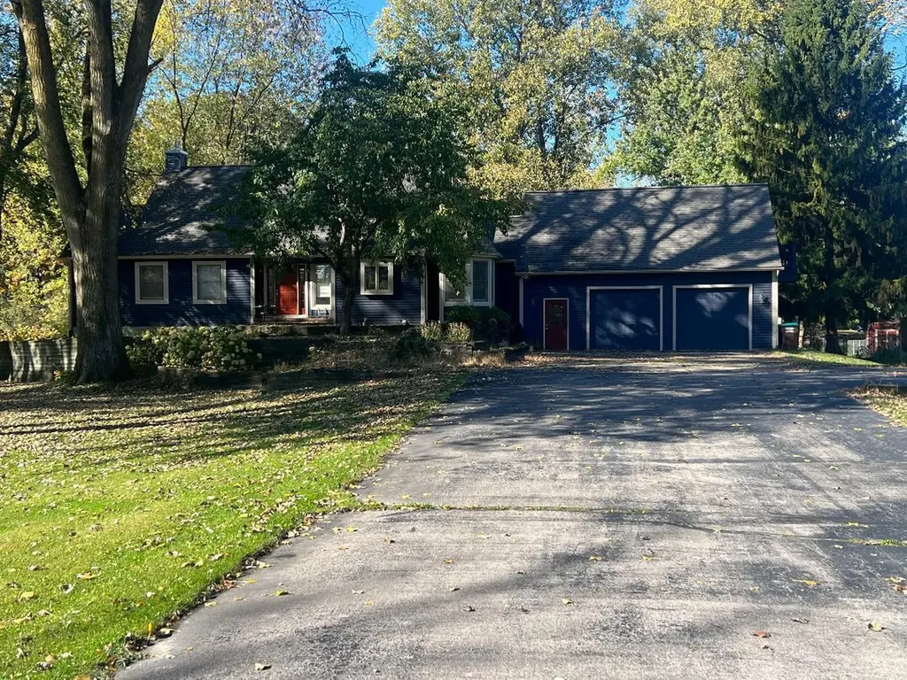 8866 Crane Road York Charter Township MI 48160
