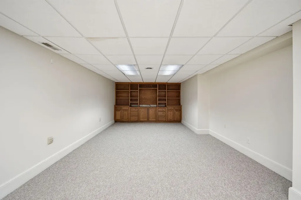8866 Crane Road York Charter Township MI 48160