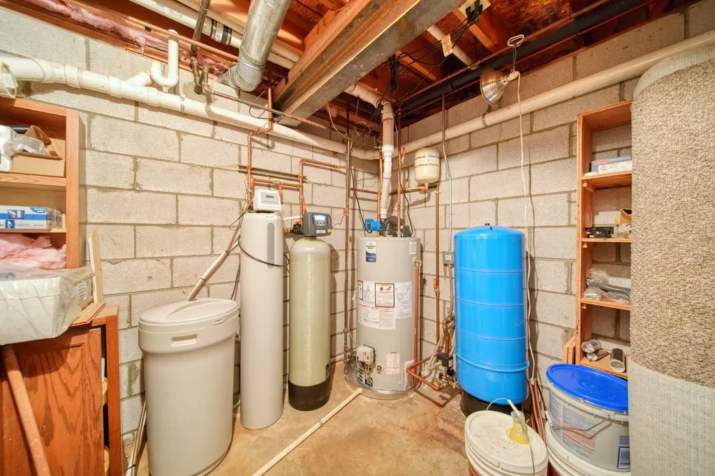 8866 Crane Road York Charter Township MI 48160