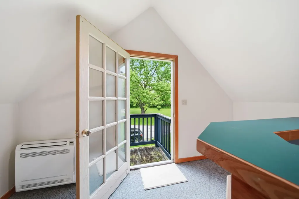 8866 Crane Road York Charter Township MI 48160