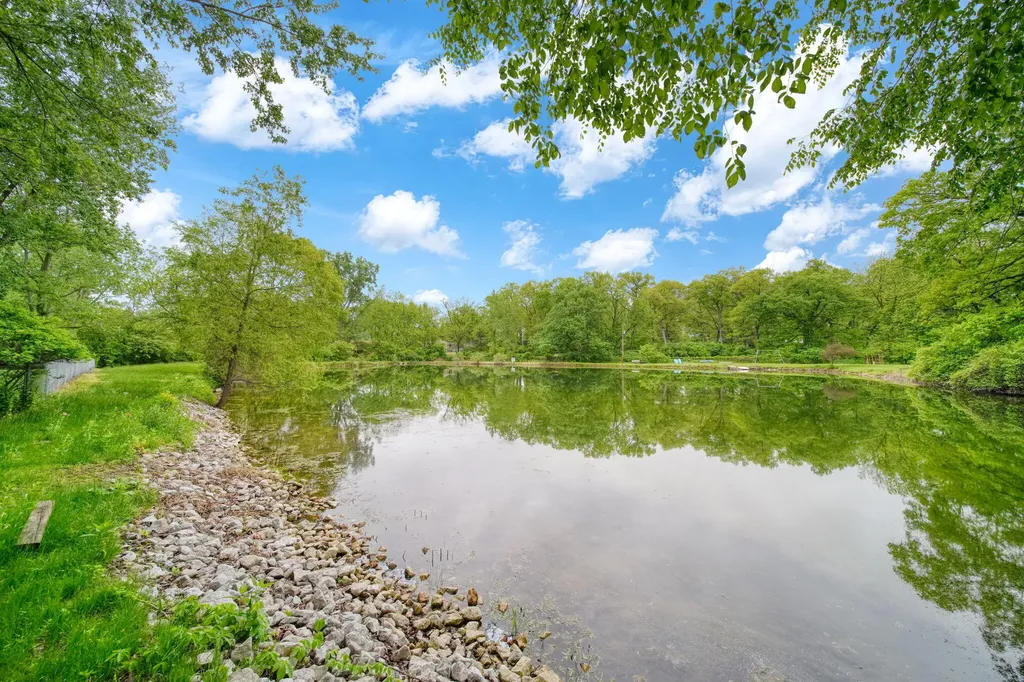 8866 Crane Road York Charter Township MI 48160