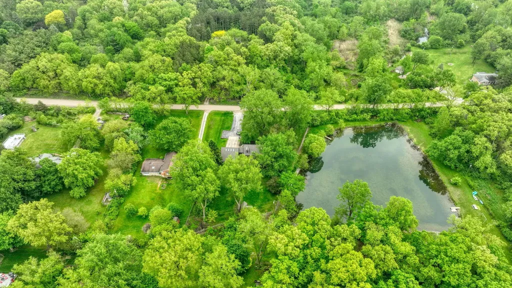 8866 Crane Road York Charter Township MI 48160