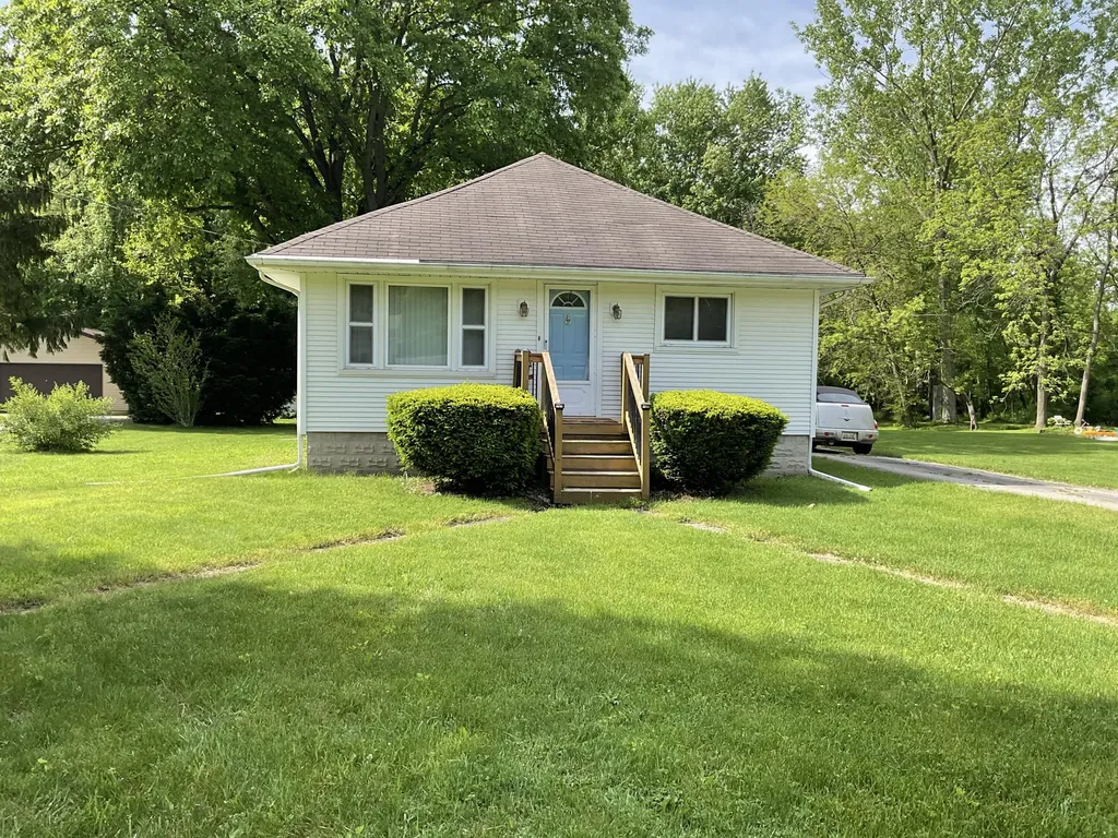 8090 Talladay Road Augusta Charter Township MI 48190