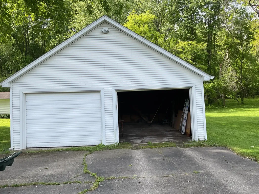 8090 Talladay Road Augusta Charter Township MI 48190
