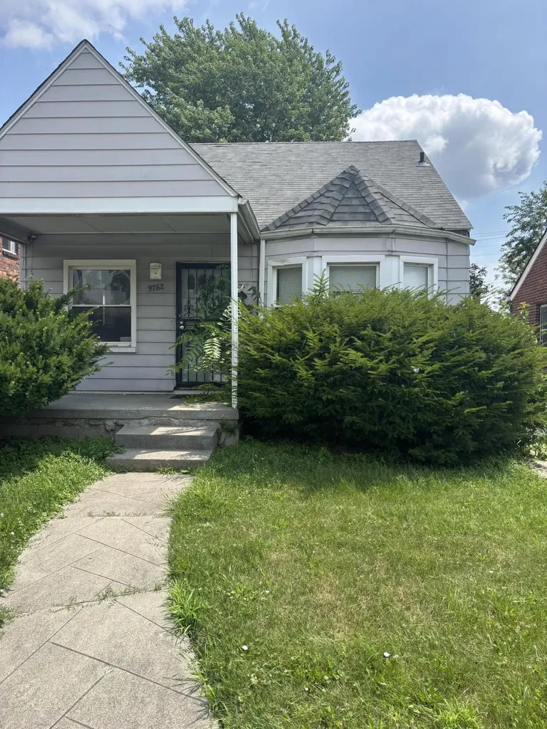 9768 Manistique Street Detroit City MI 48224