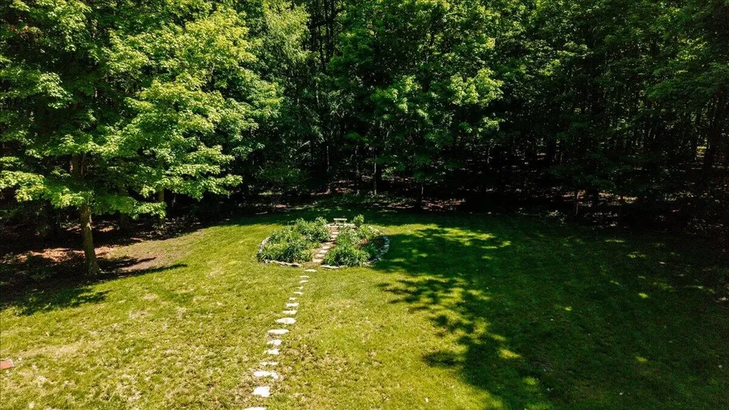 2920 N Harris Road Superior Charter Township MI 48198