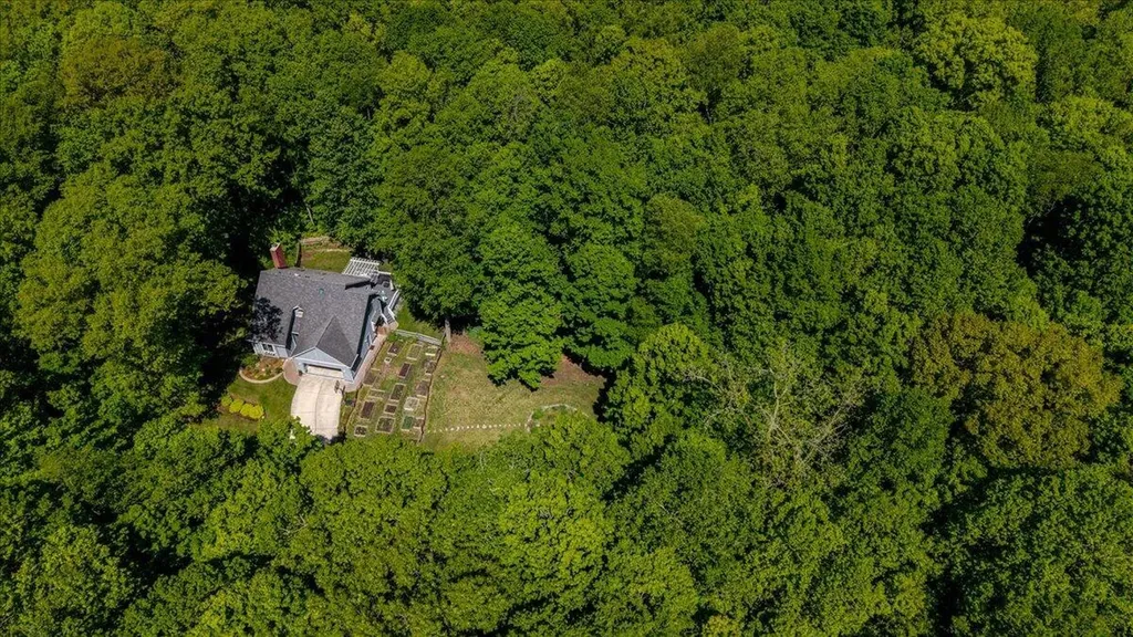2920 N Harris Road Superior Charter Township MI 48198