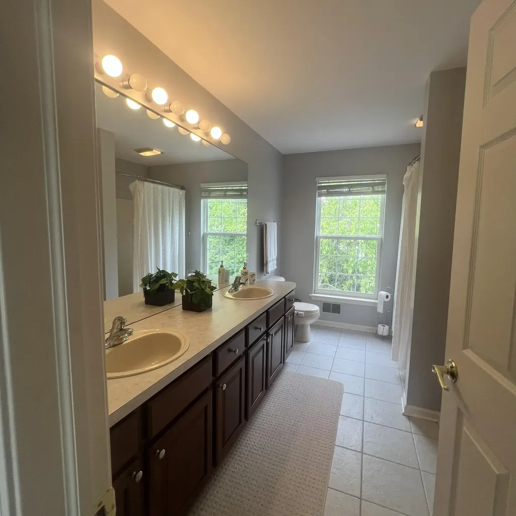 8250 Hummingbird Drive Ypsilanti Charter Township MI 48197