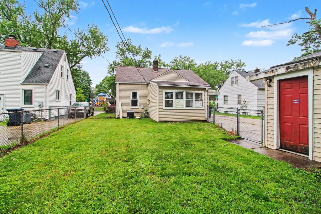 701 Auburn Street Plymouth City MI 48170