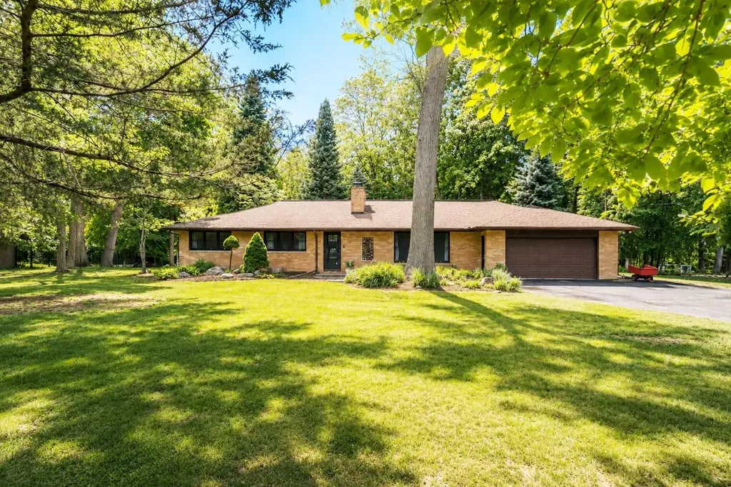 3140 Happy Valley Road Summit Township MI 49203