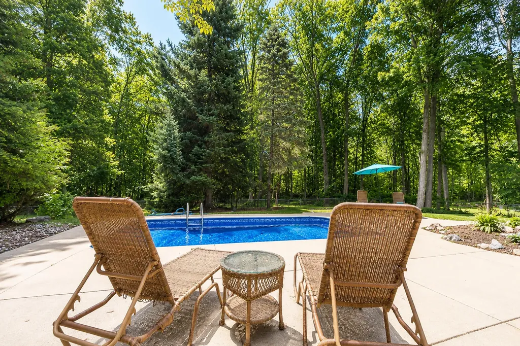 3140 Happy Valley Road Summit Township MI 49203