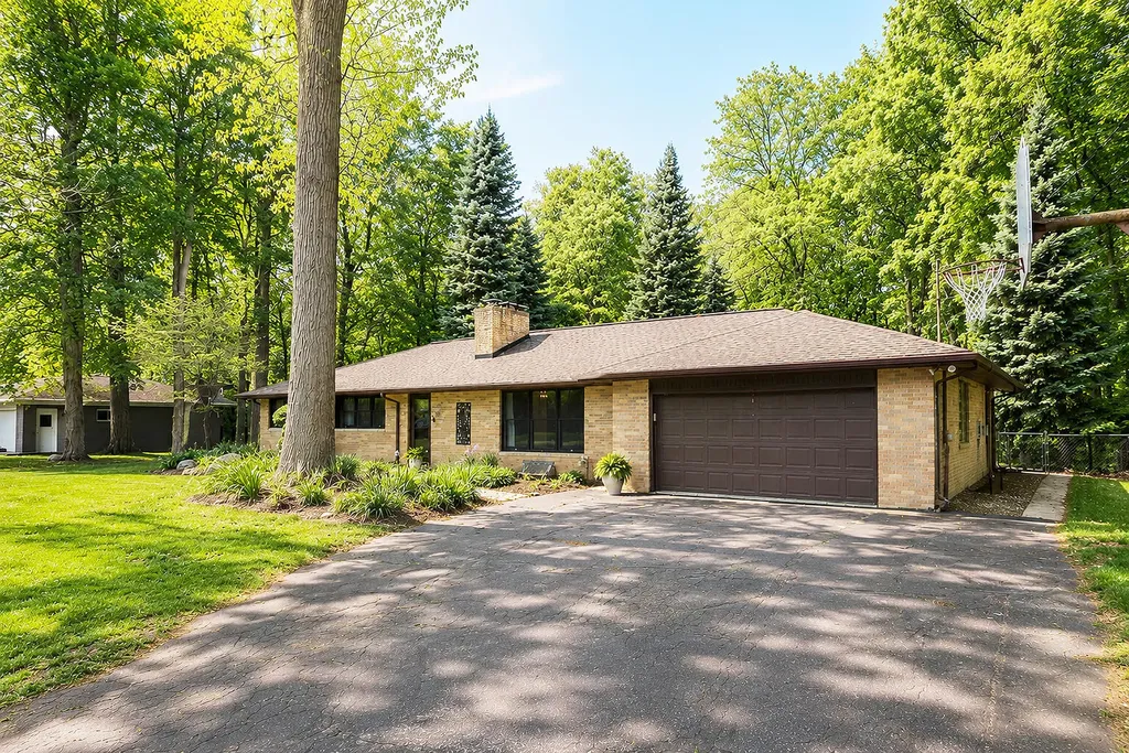 3140 Happy Valley Road Summit Township MI 49203