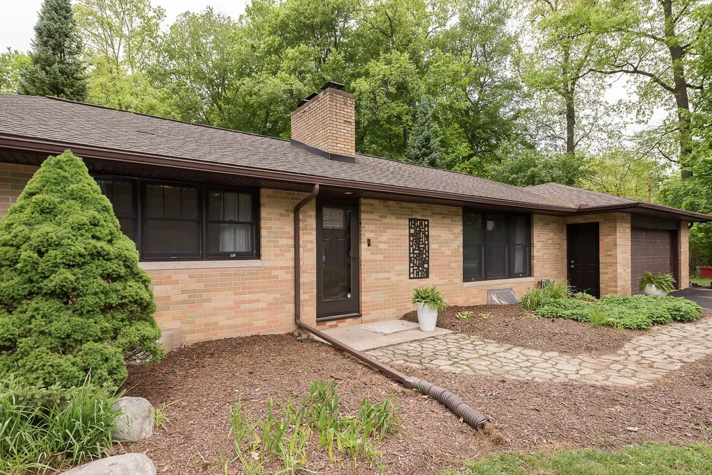 3140 Happy Valley Road Summit Township MI 49203