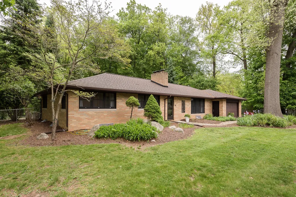 3140 Happy Valley Road Summit Township MI 49203