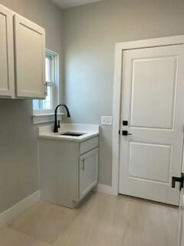 5041 Wilshire Drive Dundee Village MI 48131