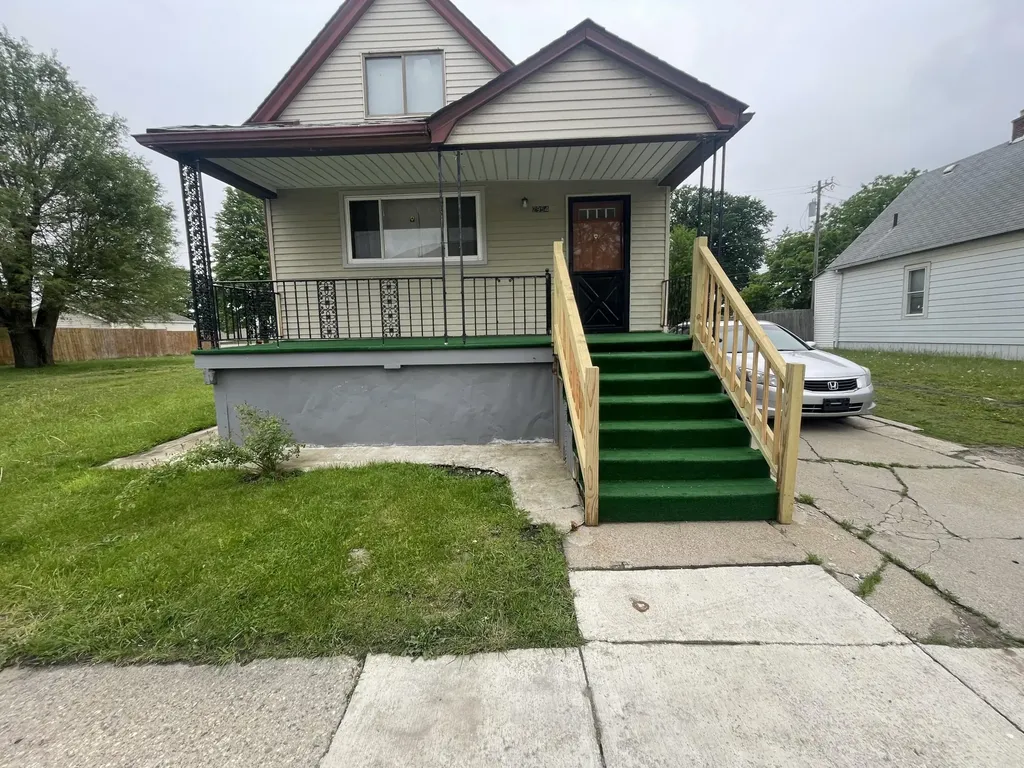 2954 Goodson Street Hamtramck City MI 48212