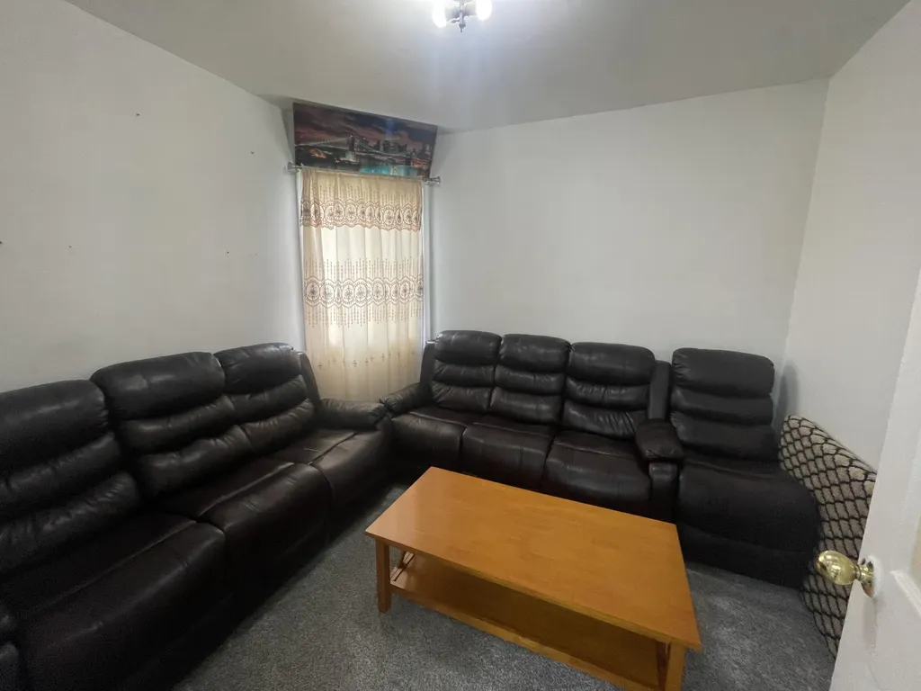2954 Goodson Street Hamtramck City MI 48212