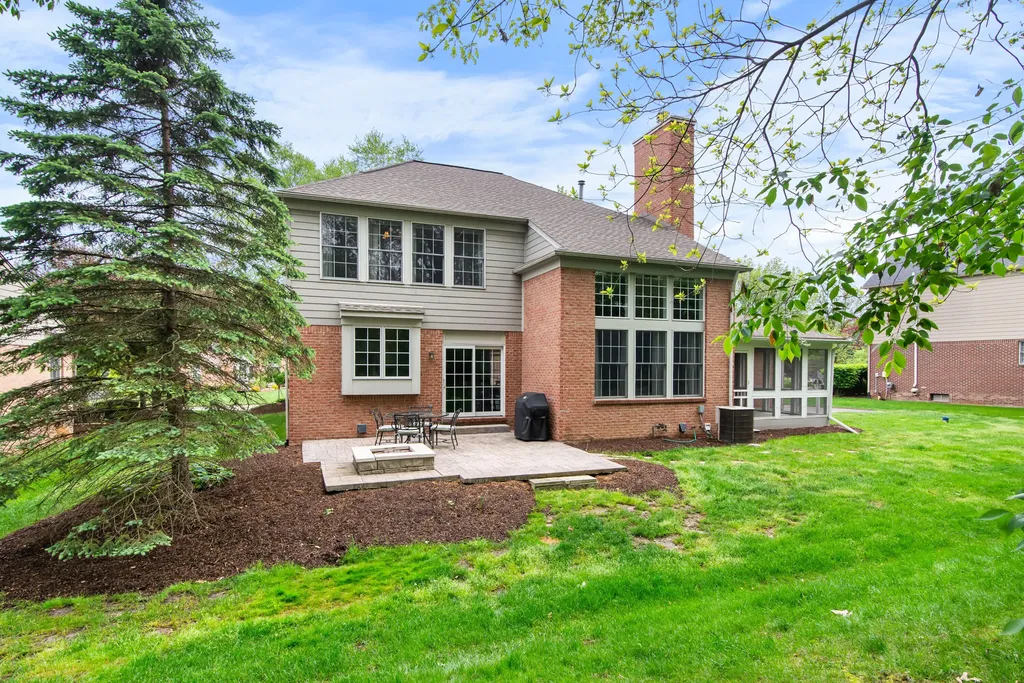 9360 Lexford Way Brighton Township MI 48114