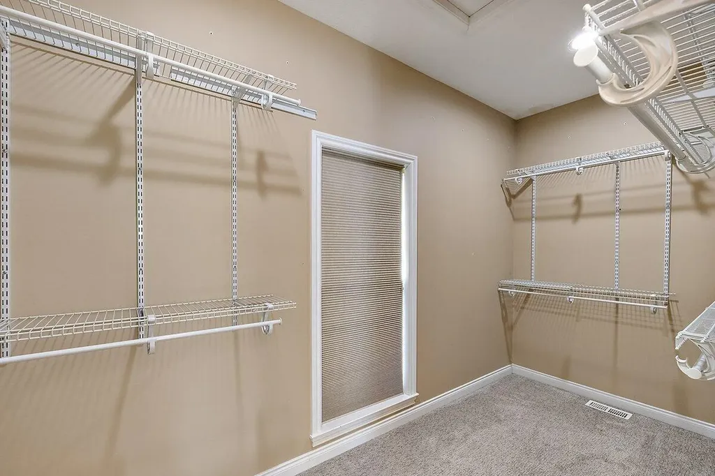 11137 Jeanette Drive Hamburg Township MI 48189