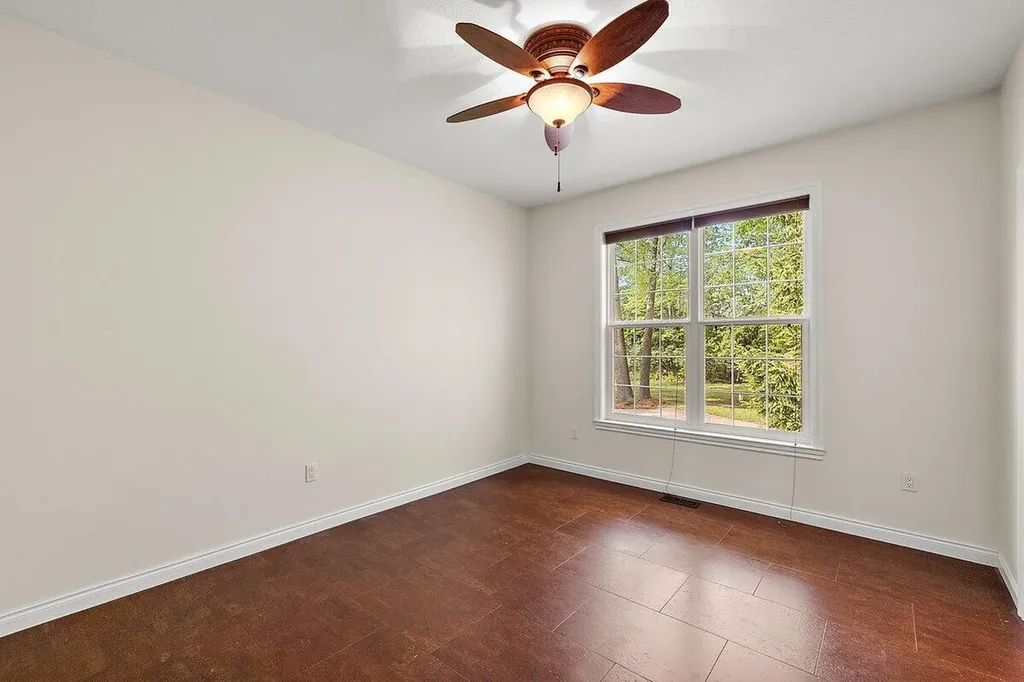 11137 Jeanette Drive Hamburg Township MI 48189