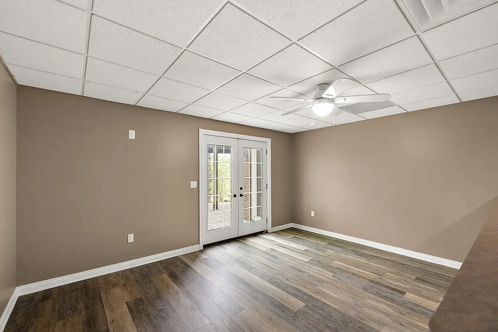 11137 Jeanette Drive Hamburg Township MI 48189