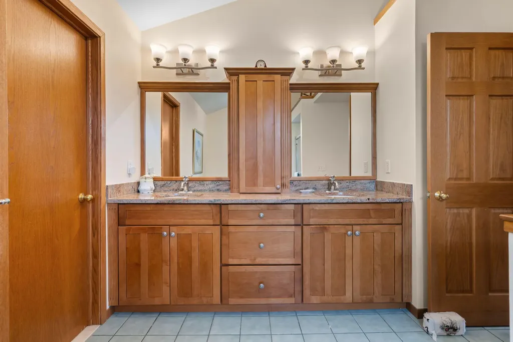 4216 Corey Circle Scio Township MI 48103