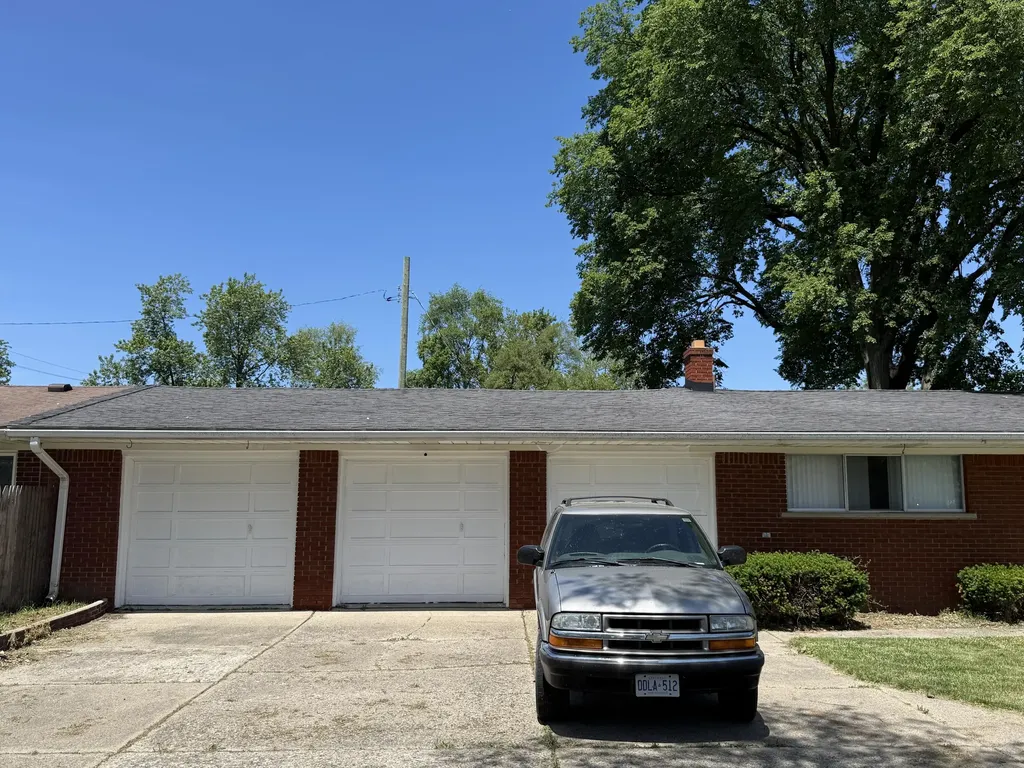 521 N Harris Road Ypsilanti Charter Township MI 48198