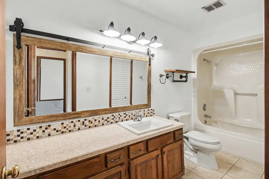 2536 W Coon Lake Road Marion Township MI 48843