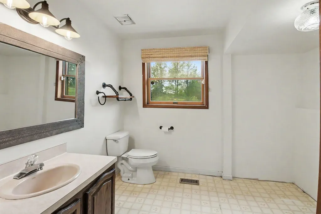 2536 W Coon Lake Road Marion Township MI 48843