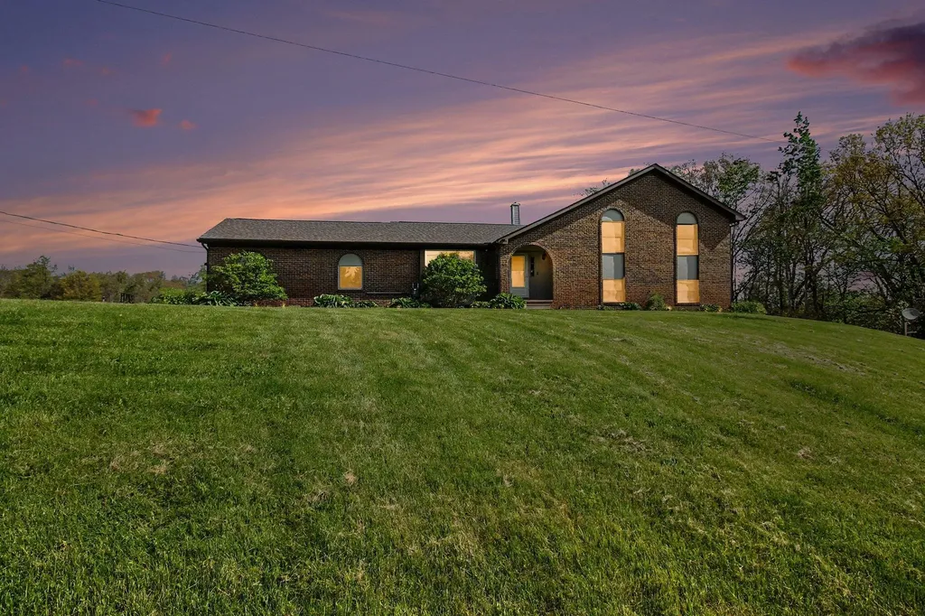 2536 W Coon Lake Road Marion Township MI 48843
