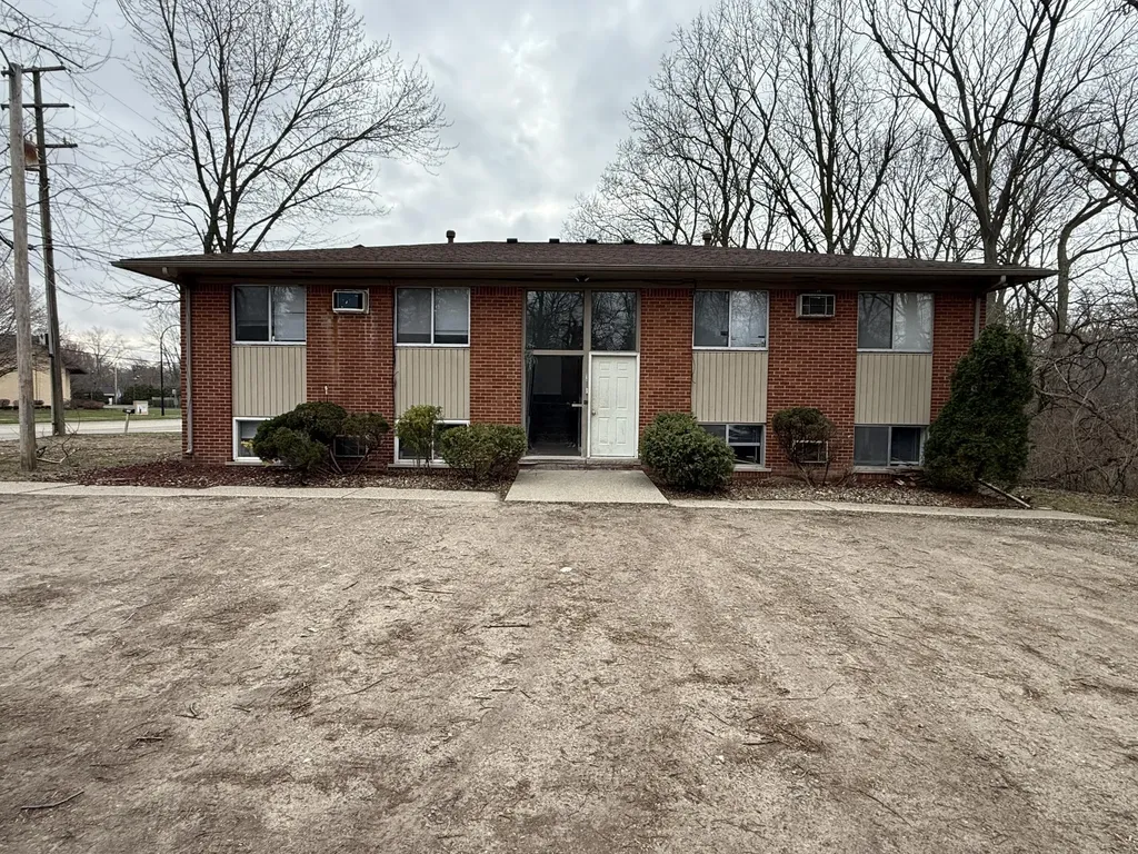 938 Grove Road Ypsilanti Charter Township MI 48198