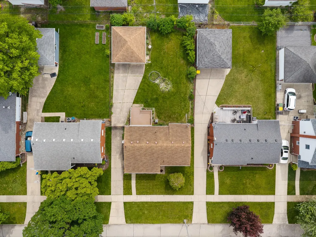 3233 Grange Road Trenton City MI 48183