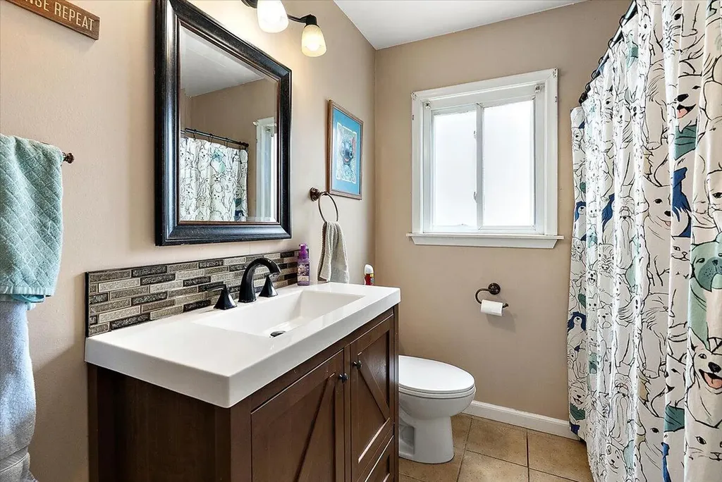539 Mayflower Avenue Lincoln Park City MI 48146
