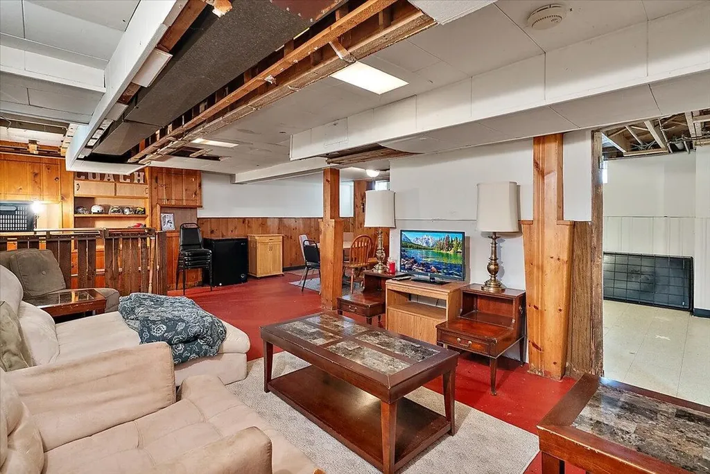 539 Mayflower Avenue Lincoln Park City MI 48146