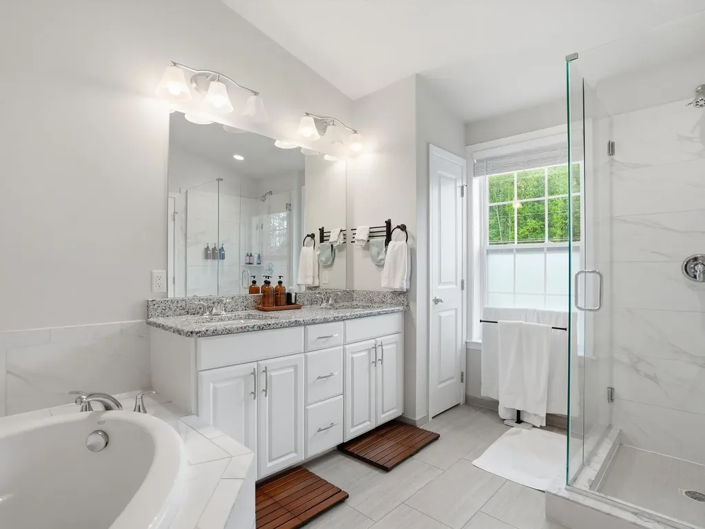 2768 Ashcombe Drive Ann Arbor City MI 48105