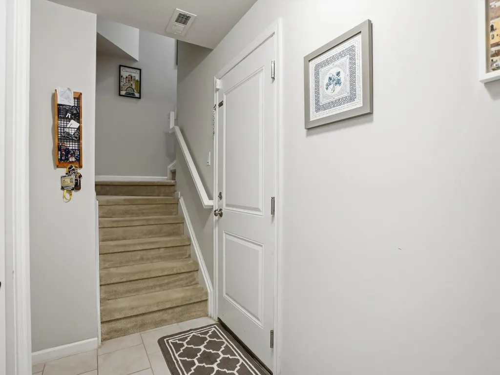 2768 Ashcombe Drive Ann Arbor City MI 48105