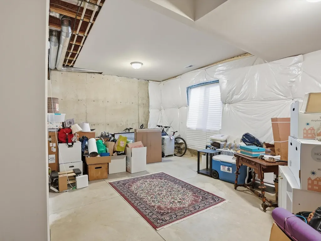 2768 Ashcombe Drive Ann Arbor City MI 48105