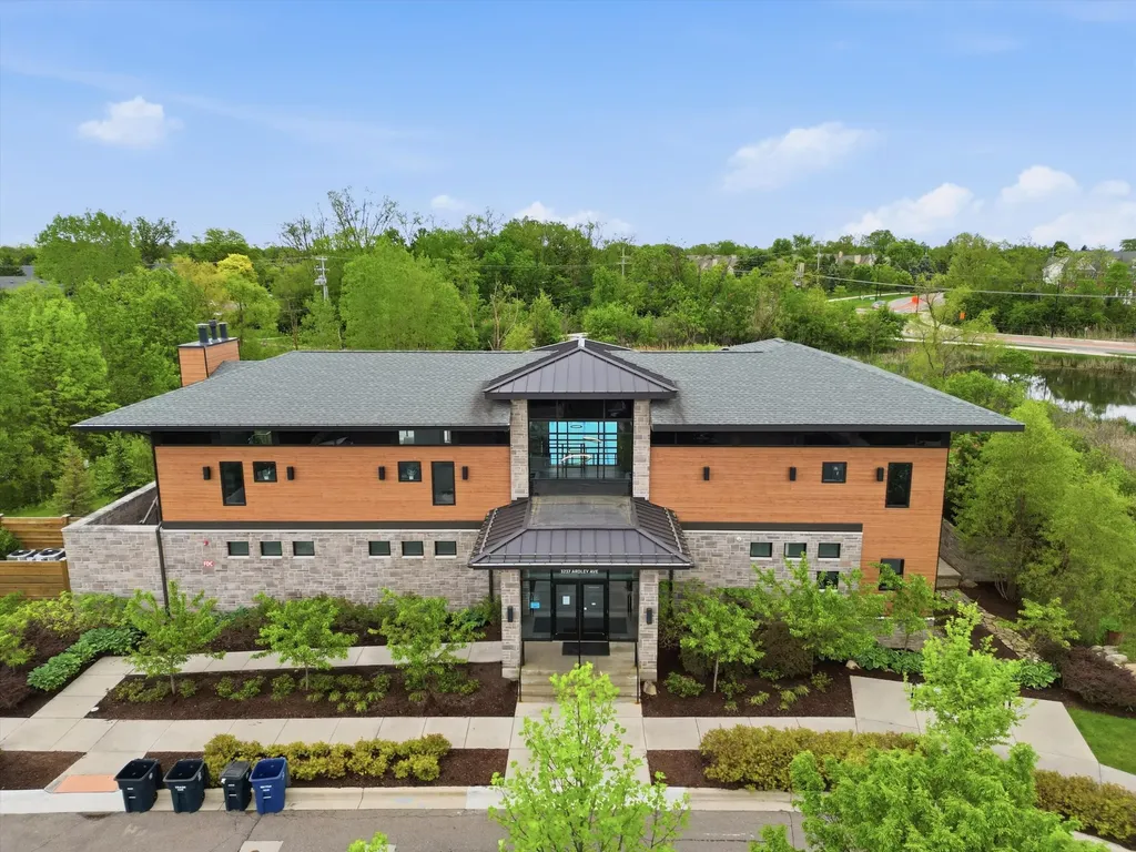 2768 Ashcombe Drive Ann Arbor City MI 48105