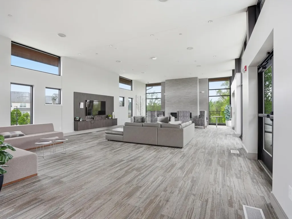 2768 Ashcombe Drive Ann Arbor City MI 48105