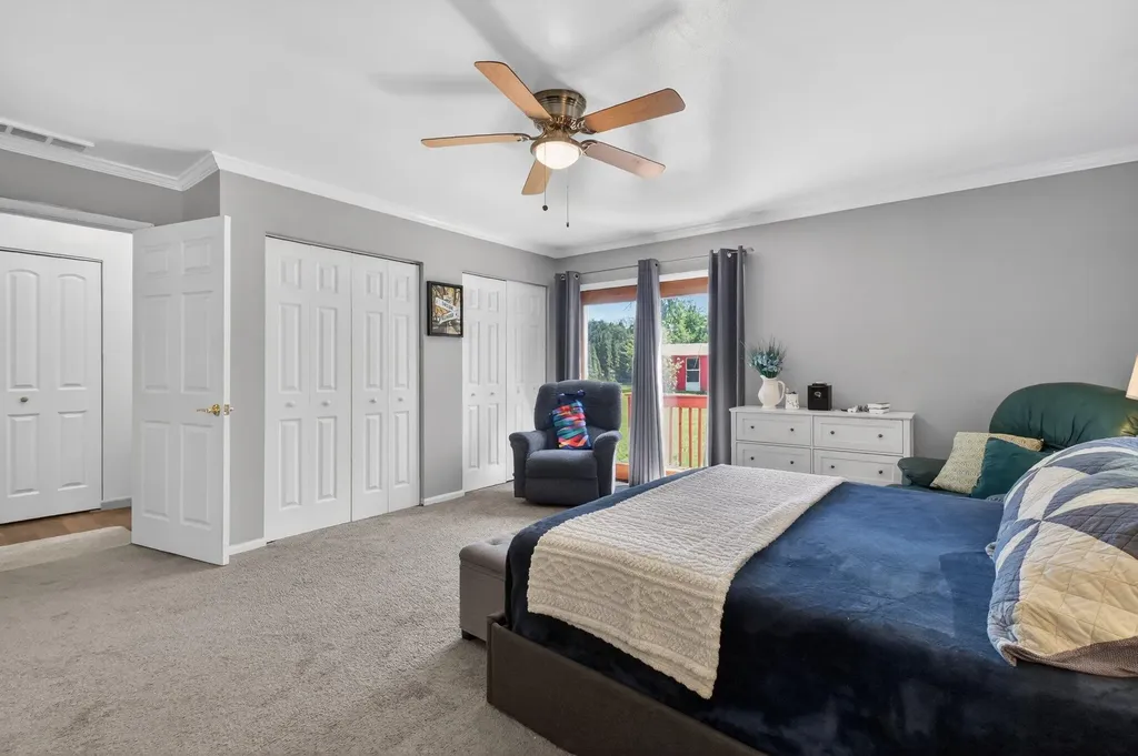 37951 Grantland Street Livonia City MI 48150
