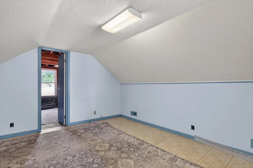37951 Grantland Street Livonia City MI 48150
