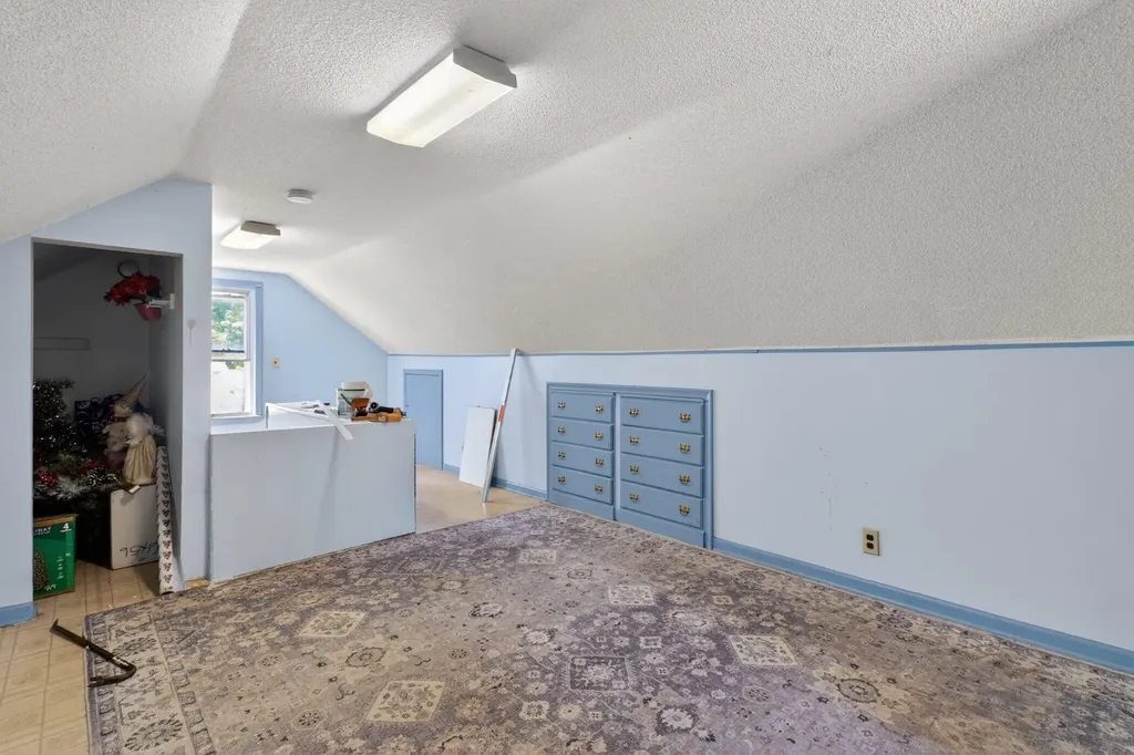 37951 Grantland Street Livonia City MI 48150