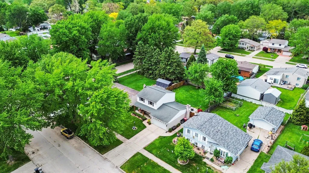 50380 Bower Drive Chesterfield Township MI 48047