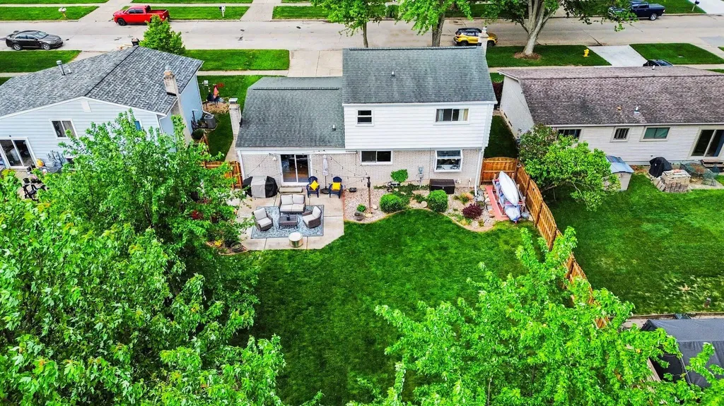 50380 Bower Drive Chesterfield Township MI 48047