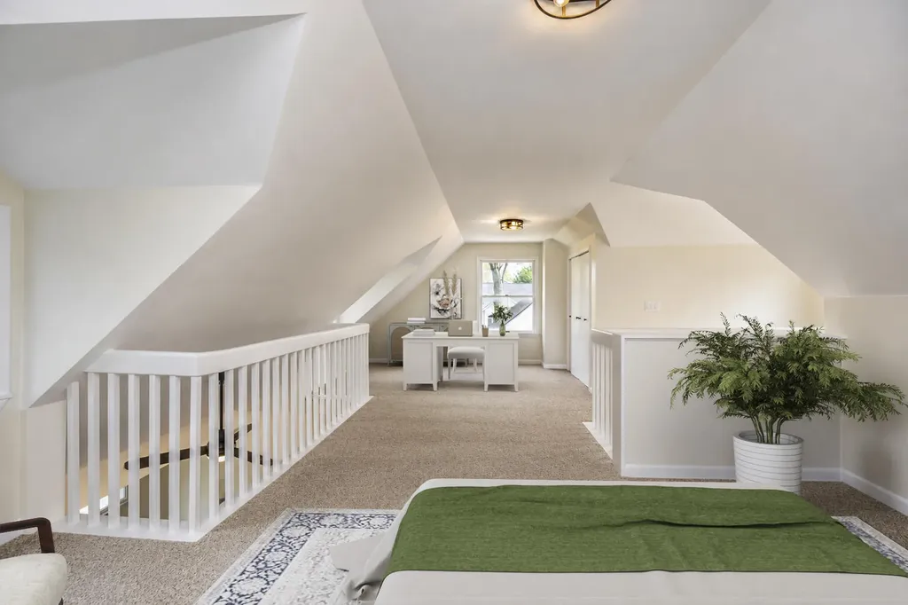 1934 Maddy Lane Keego Harbor City MI 48320
