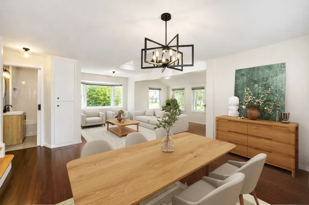 1934 Maddy Lane Keego Harbor City MI 48320