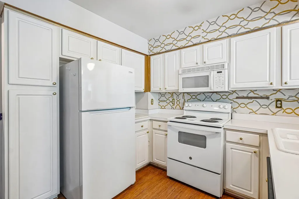 3123 Village Circle Ann Arbor Charter Township MI 48108